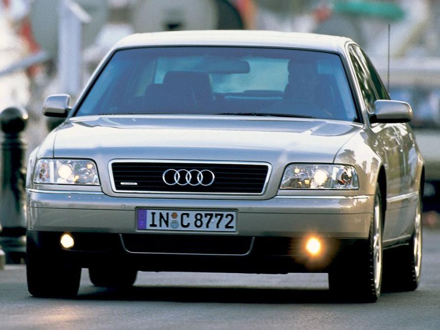  Audi A8 4.2 Quattro (D2) 1999 года  (фото 13 из 13)